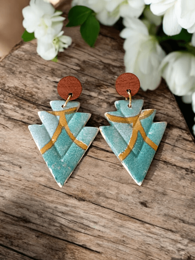 Boucles d'oreilles en argile et papier 