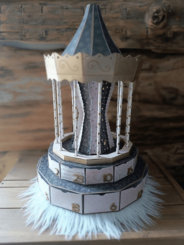 Calendrier de l'avent carrousel ( remise en main propre )