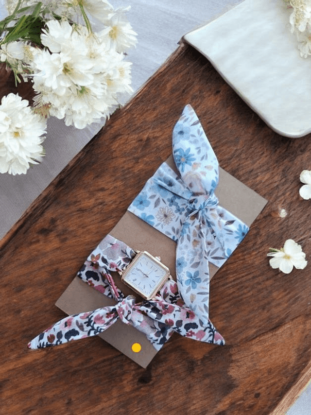 Enssemble montre foulard