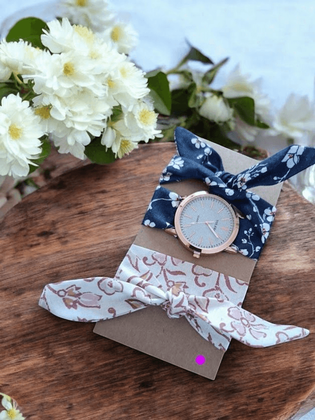Enssemble montre foulard